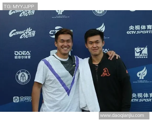 重庆网球队凭借80分稳居大师赛积分榜首位展现强劲实力 重庆网球队凭借80分稳居大师赛积分榜首位展现强劲实力